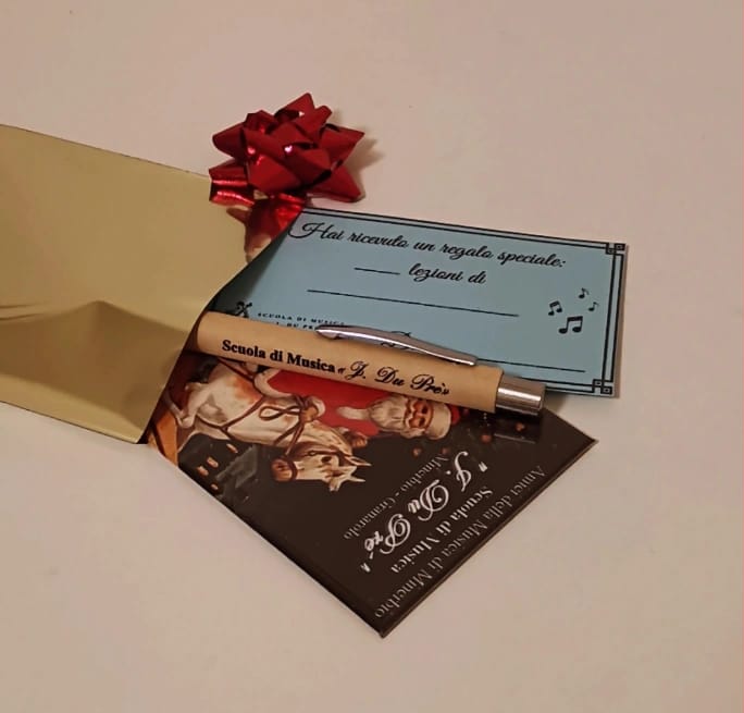 Regala un mese di musica